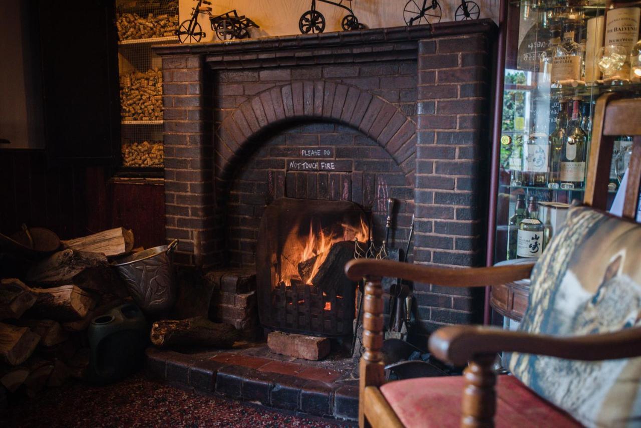 Sutton Cheney The Royal Arms Hotel מראה חיצוני תמונה